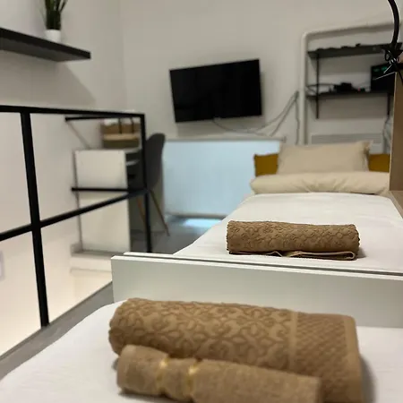 Mini Gallery Szondi Apartment Budapest