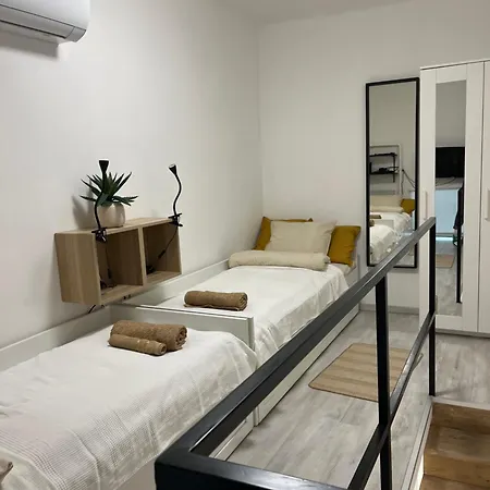 Apartment Mini Gallery Szondi Budapest