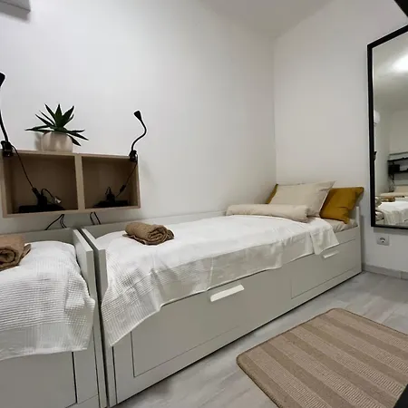 Apartament Mini Gallery Szondi *